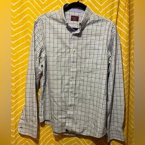 Untuckit Long Sleeve Button Down Medium